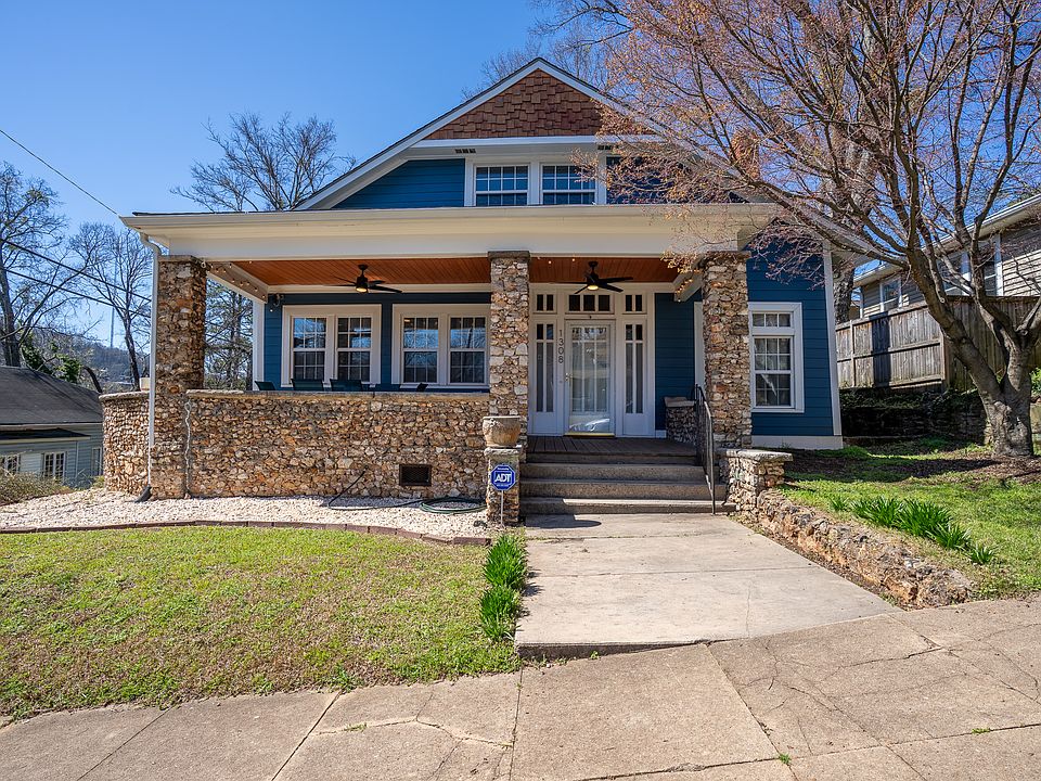 Front of house from 17th Street South