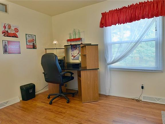 5th image of 4081 Longhill Dr SE