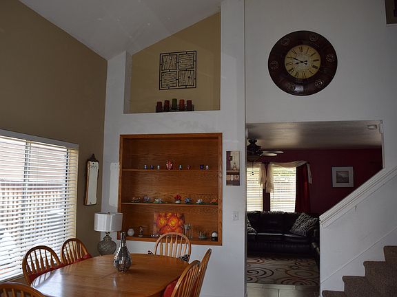 3rd image of 434 Pescadero Ave