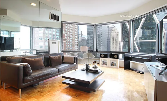 Rented by Engel & Völkers New York City | media 1