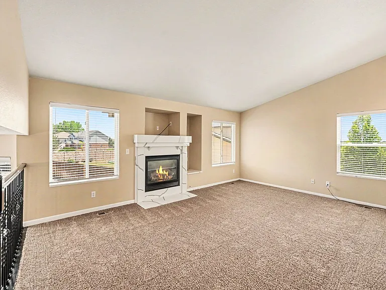 19209 E Dickenson Dr — Photo 4