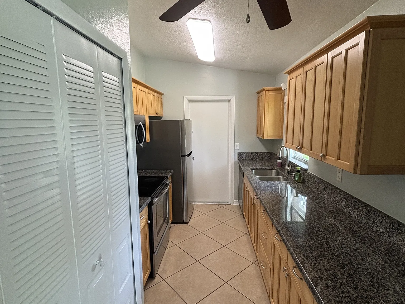 95 Cricket Hollow Lane - 1 — Photo 3