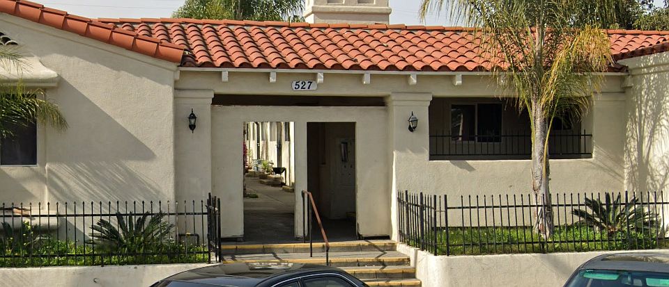 1st image of 527 N Neptune Ave