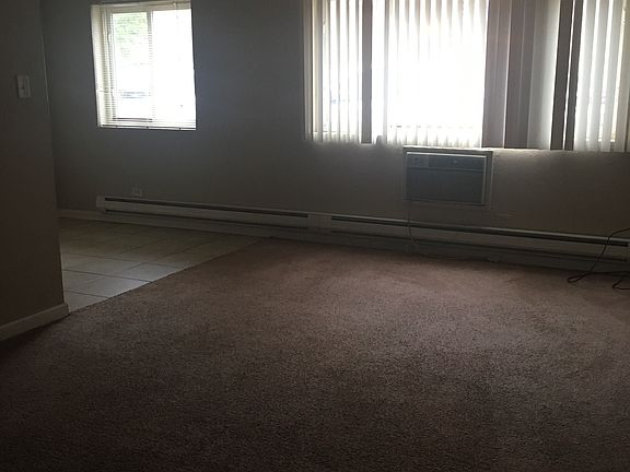 4th image of 435 Paxton Ave