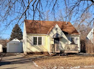 2909 Isabella St, Sioux City, IA 51103