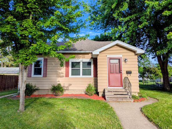 464 Grand St, Winona, MN 55987