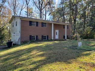2121 W Indian Head Dr, Tallahassee, FL 32301
