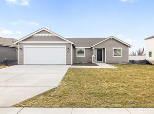 4243 W Sandy Ct, Moses Lake, WA 98837