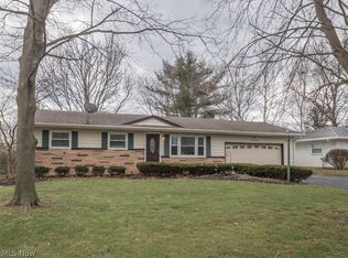4505 Warwick Dr N, Canfield, OH