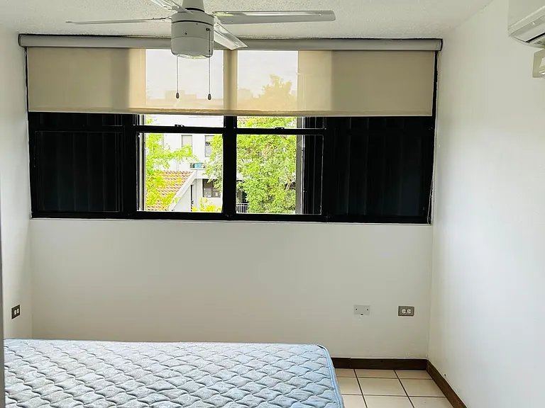 27 Avenue Lopategui Parkville Plz #205 — Photo 12