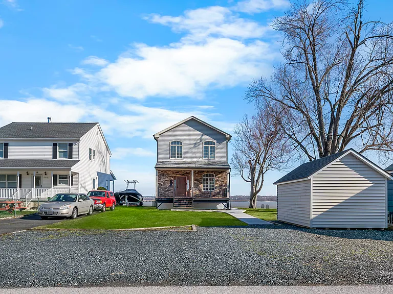 7214 Greenbank Rd — Photo 52