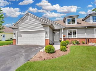 124 Sarahs Way, Sheboygan Falls, WI 53085