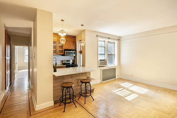 Sold by Compass | media 6