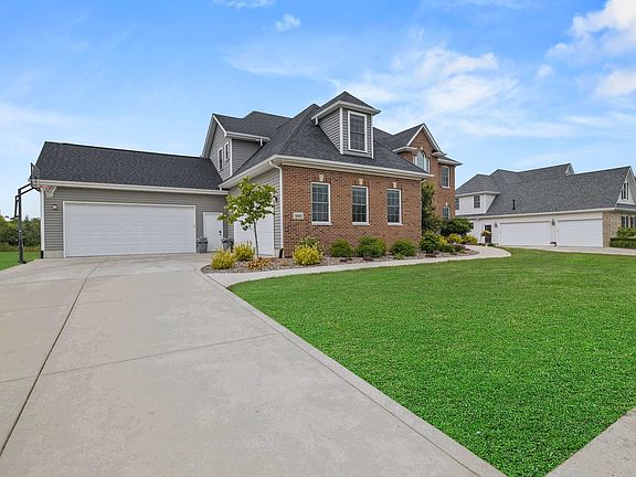 2nd image of 1661 S Feather Rock Dr