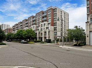 39 Upper Duke Cres #318, Markham, ON L6G0B8