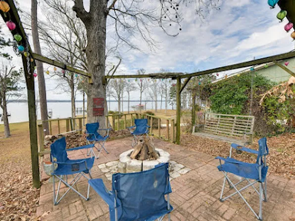 145 Sunflower Ct, Georgetown, GA 39854