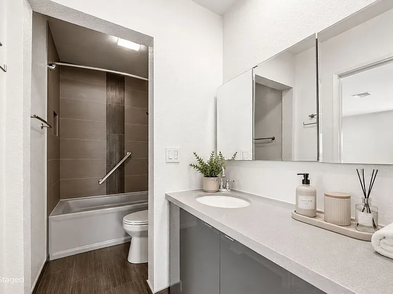 4311 Colfax Ave #223 — Photo 17