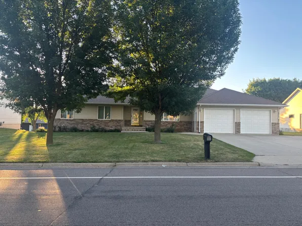 401 S Bruce St, Marshall, MN 56258