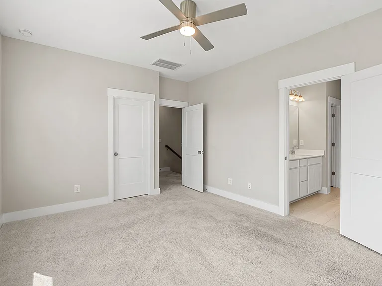 117 Archdale St — Photo 23