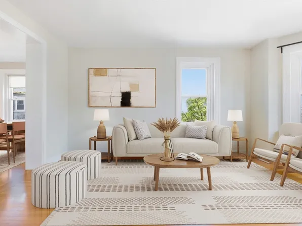 18 Centre St Unit 304, Cambridge, MA 02139