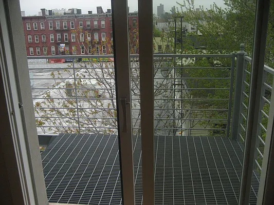 Rented by The Hamilton Group | media 35