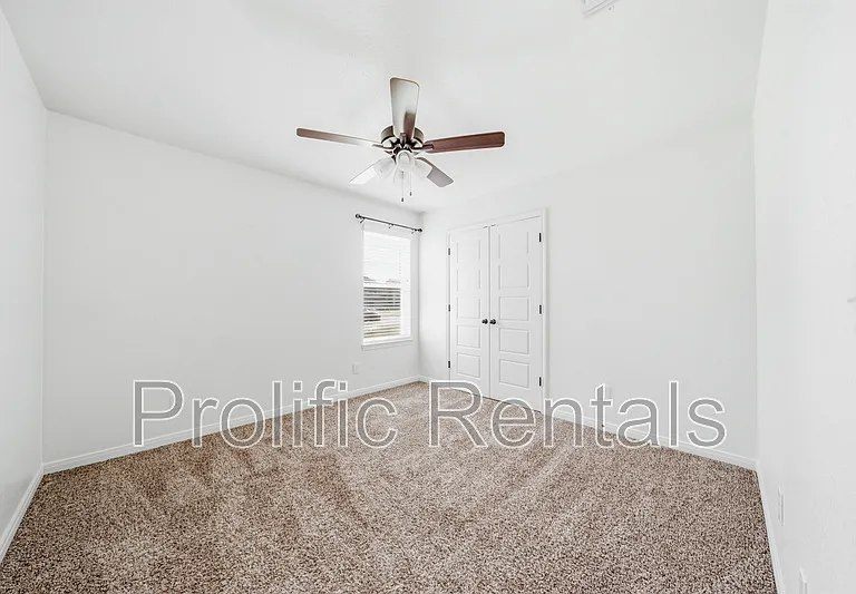5301 Primavera Ln — Photo 19