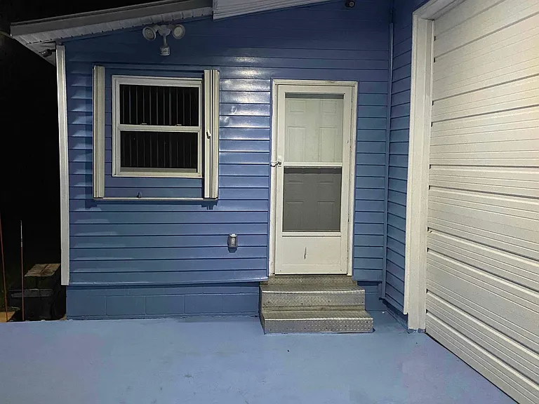 1564 Clearview Dr — Photo 5
