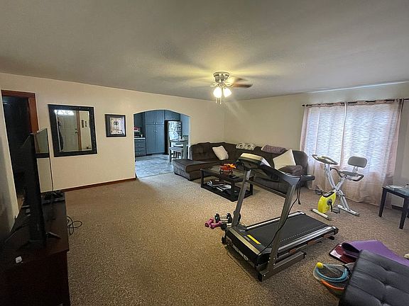 4th image of 620 Lincoln St