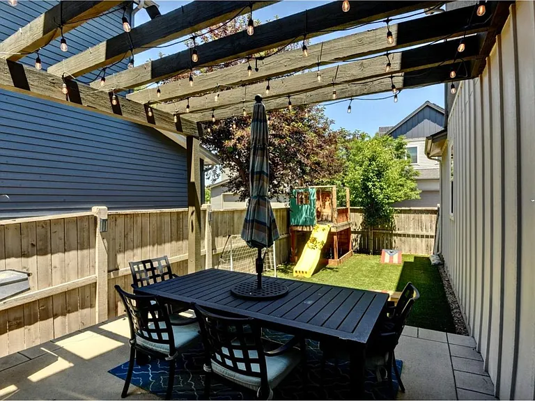 1362 Golden Eagle Way — Photo 34