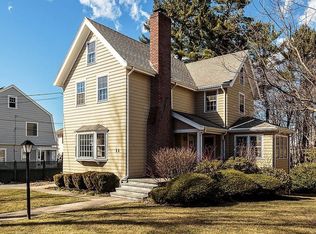 11 Mystic Ave, Winchester, MA 01890