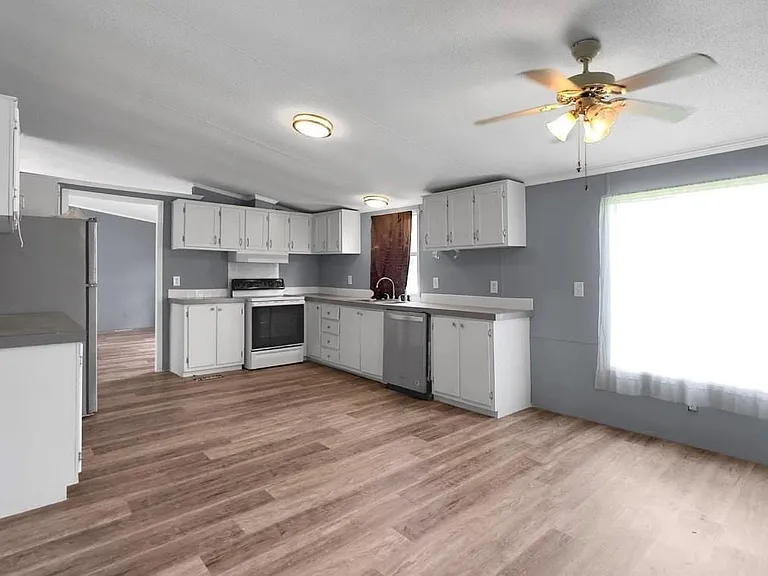 21608 County Road 3748 — Photo 10