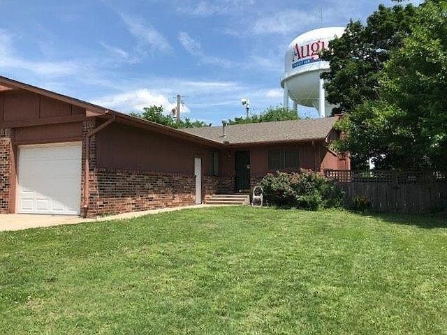 1st image of 2 N Club House Dr