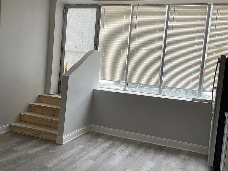 5520 W North Ave — Photo 4