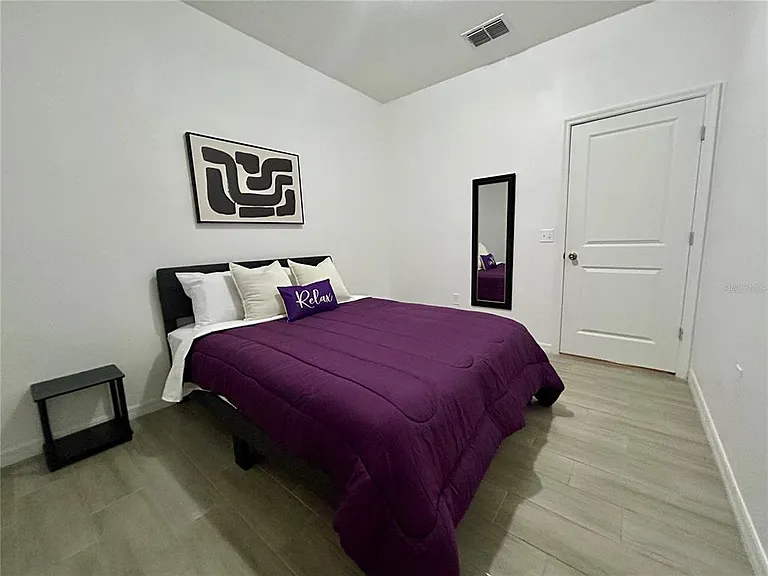 699 W Kaley St — Photo 9
