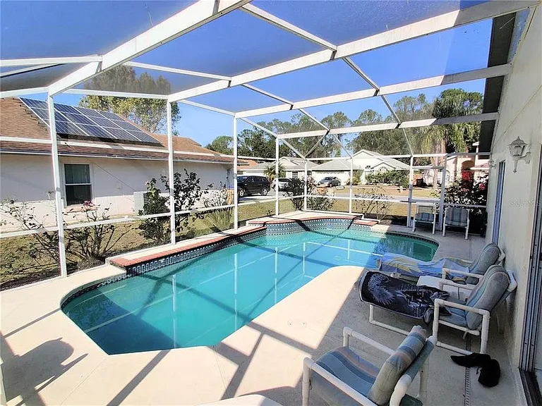 2208 Chappell Ct — Photo 4