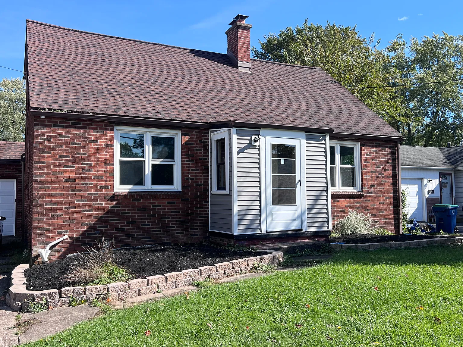 2 bed, 1344 sqft, $2,000 — Photo 1