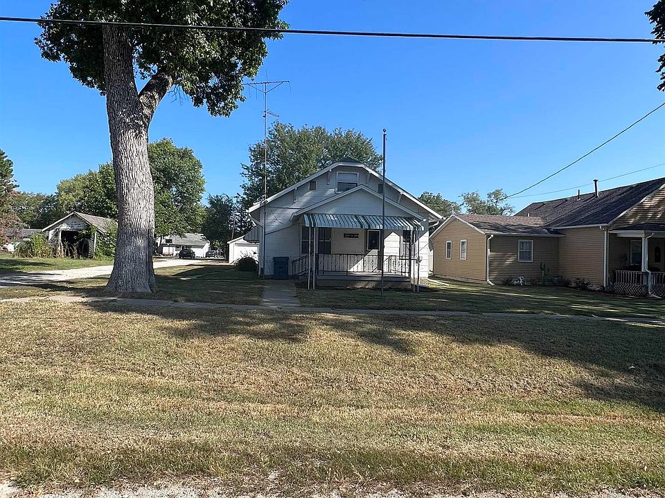 304 W 4th St, Waverly, KS 66871 MLS 230867 Zillow