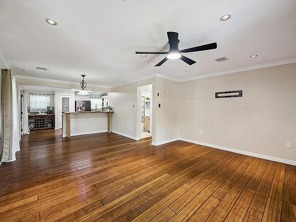 3rd image of 7619 Kernel St