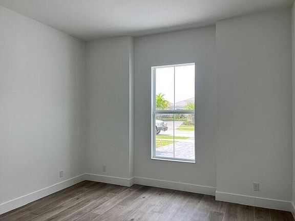 5th image of 12173 ARBORDALE Way