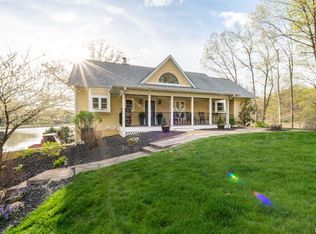 1165 Robinson Hill Rd, Makanda, IL 62958