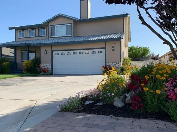 13960 Driftwood Dr, Victorville, CA 92395