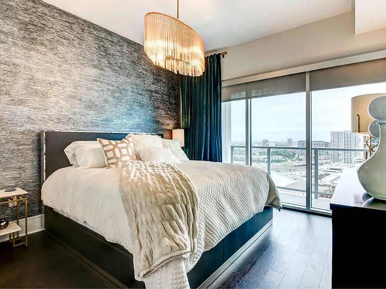 Cirque Residences — Photo 9