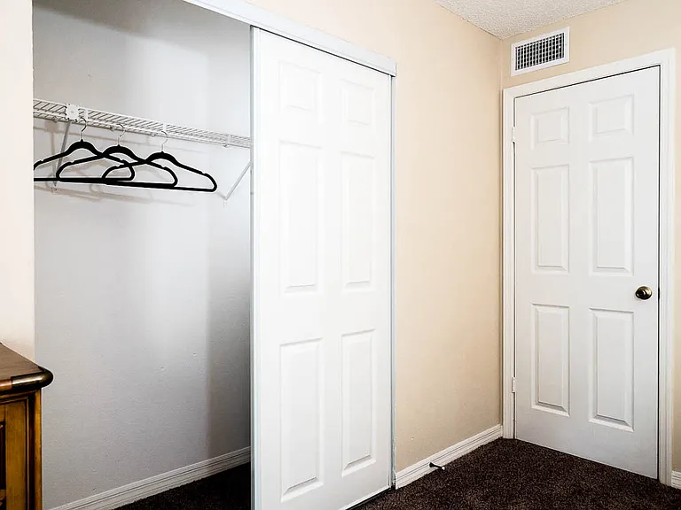 Large Bedroom Closets