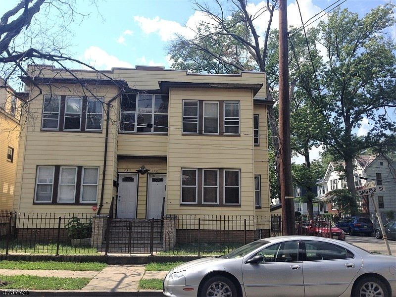 1st image of 293 Sanford St