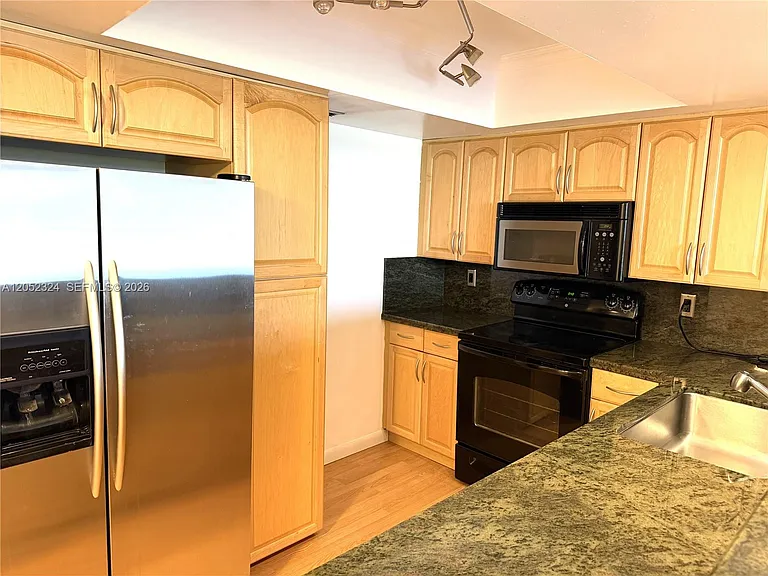 3800 N Hills Dr #401 — Photo 4