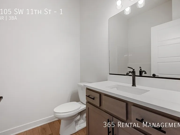 1105 SW 11th St #1 — Photo 28
