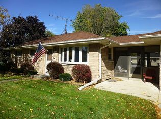 732 Edgewood Ave, South Milwaukee, WI 53172