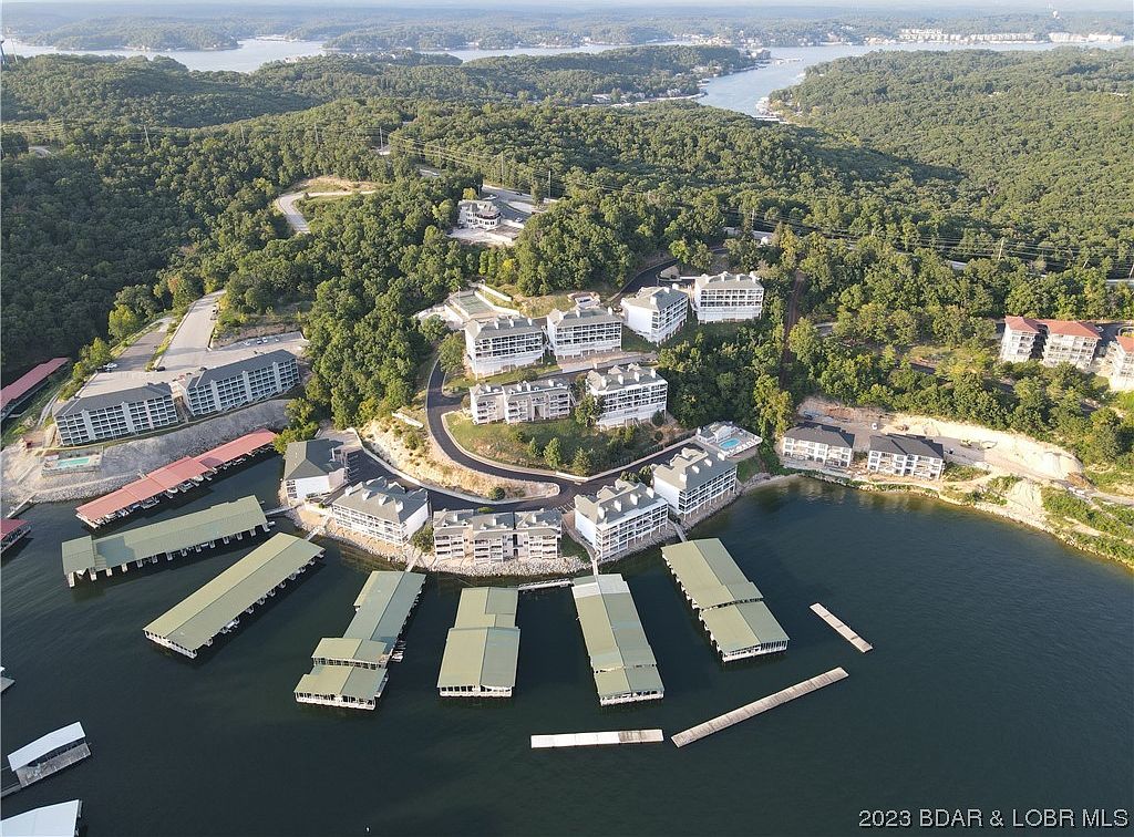 92 Emerald Bay Dr UNIT 1B, Lake Ozark, MO 65049 MLS 3557198 Zillow