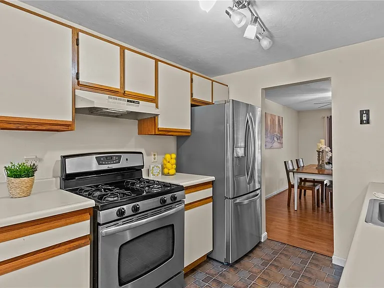 200 Heroux Blvd #1607 — Photo 13
