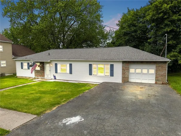 2105 W Seneca St, Ovid, NY 14521